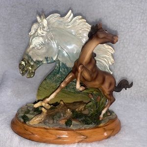 Vintage Horse figure with acrylic clear horse silouette with scenary 7" READ
